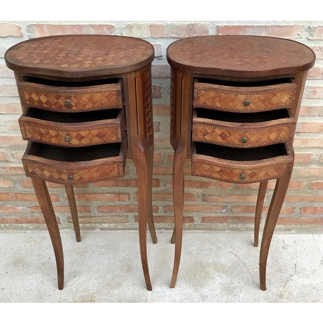 Louis XV Inlaid Walnut 3-Drawer Side Tables or Nightstands with Marquetry, Set of 2 For Sale - Image 16 of 18