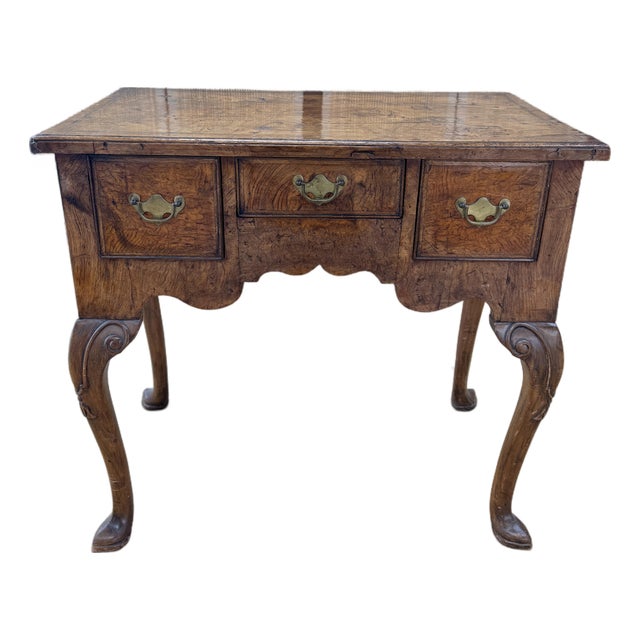 18th Century Queen Anne/Georgian Burled Wood Lowboy/Dressing Table For Sale