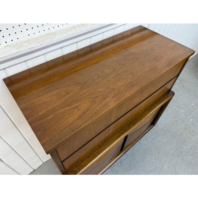 United Furniture Corporation Mid-Century Modern United Diamond Walnut High Chest For Sale - Image 4 of 9