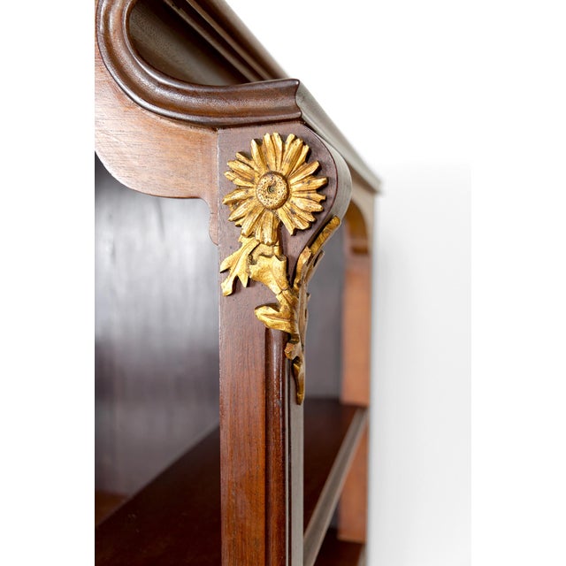 Art Nouveau Vitrine / Display Cabinet in Gilded Bronze with Floral Theme, France, 1900s For Sale - Image 18 of 18