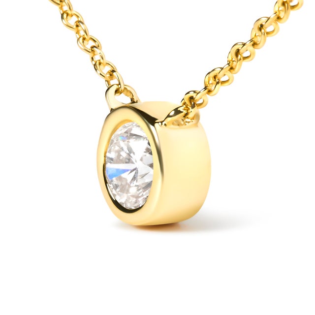 Early 21st Century 10K Yellow Gold 1/3 Carat Round Brilliant-Cut Diamond Modern Bezel-Set Solitaire 16"-18" Pendant Necklace (H-I Color, SI2-I1 Clarity) For Sale - Image 5 of 7