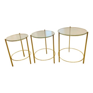1970s Set of 3 Round Brass & Glass Nesting End Table For Sale