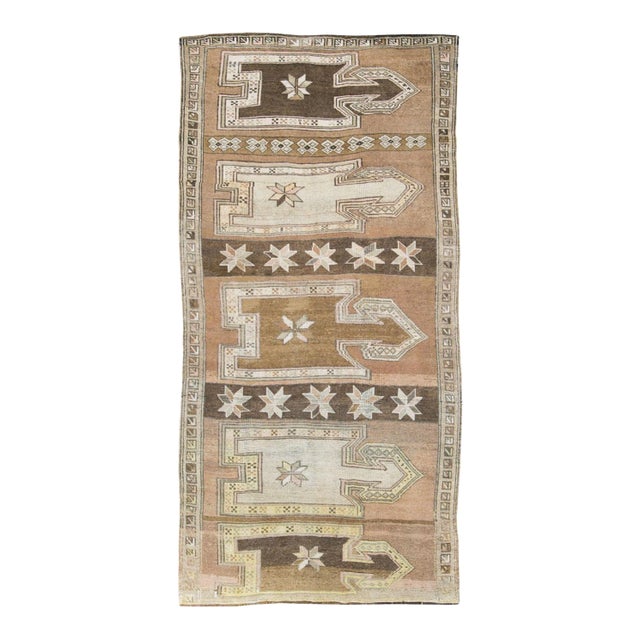 Galerie Shabab Collection Tribal Mid-20th Century Handmade Turkish Anatolian Gallery Rug For Sale