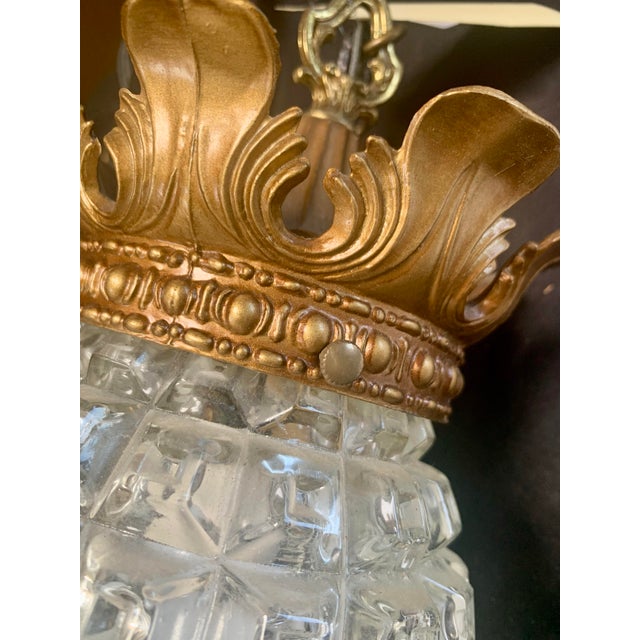 Spanish Revival 1950s Pair of Hollywood Regency Gilt Metal & Prismatic Glass Pendant Light Pinneapple Form For Sale - Image 3 of 9