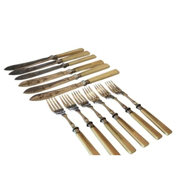 Circa 1910 Antique Mappin & Webb European Victorian Fish Knife and Fork Set- 6 Forks 6 Knives For Sale In Orlando - Image 6 of 8