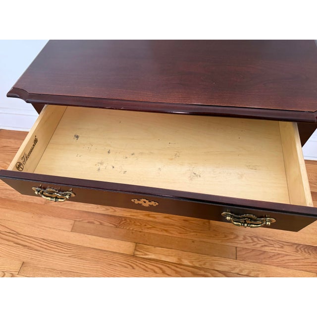 Wood Late 20th Century Thomasville Traditional Cherry Queen Anne Style Lowboy For Sale - Image 7 of 10