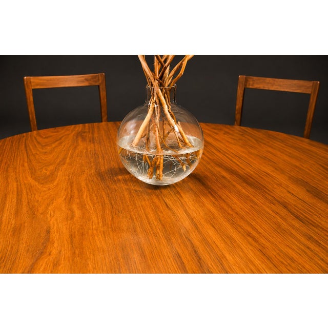 Round Dining Table in Caviúna Wood by Joaquim Tenreiro, Brazil, 1950s For Sale - Image 14 of 17