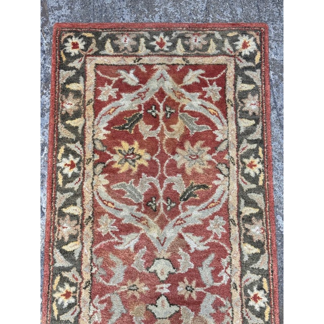 2ft 6in × 9ft 1in Traditional Floral Wool Runner Rug For Sale - Image 9 of 12