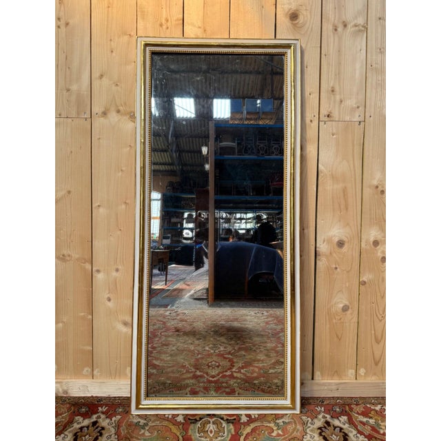 Louis XVI Style Mirror in White Lacquered and Gilded with Gold Leaf For Sale - Image 5 of 7