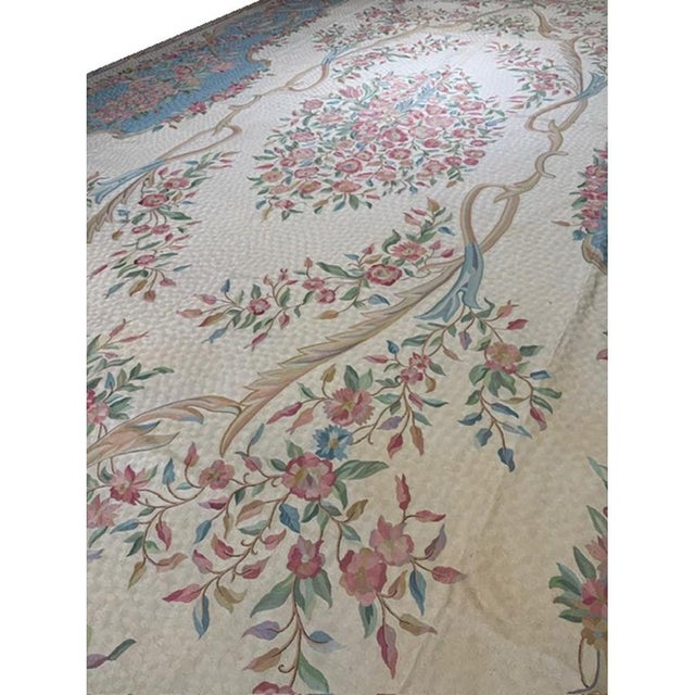 1920s Ivory Floral Medalion Antique European Flatweave Wool Chain Stitch Rug For Sale - Image 11 of 11