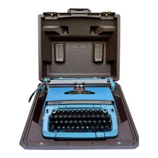 Vintage Smith Corona Galaxie 12 Typewriter For Sale