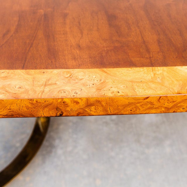 1970s Restored 1970s Burl & Brass Mastercraft Dining Table With Two Leaves, Attributed For Sale - Image 5 of 13
