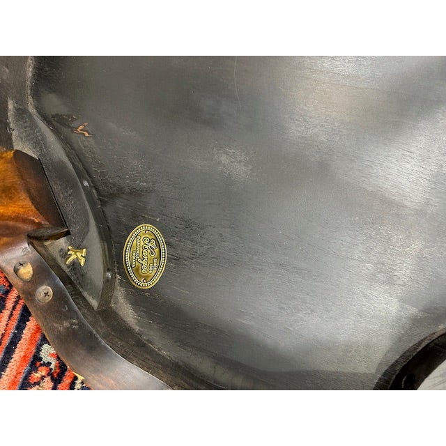 Wood 1980s Karges French Provincial Style Carved and Inlaid Side Table For Sale - Image 7 of 8