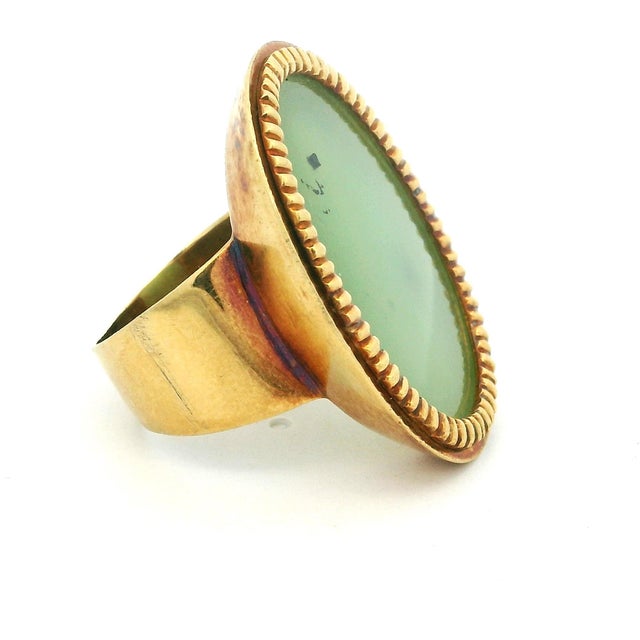 Mid-Century Modern Vintage Italian 18k Gold Jade Statement Ring by Corletto, Size 8 For Sale - Image 3 of 10
