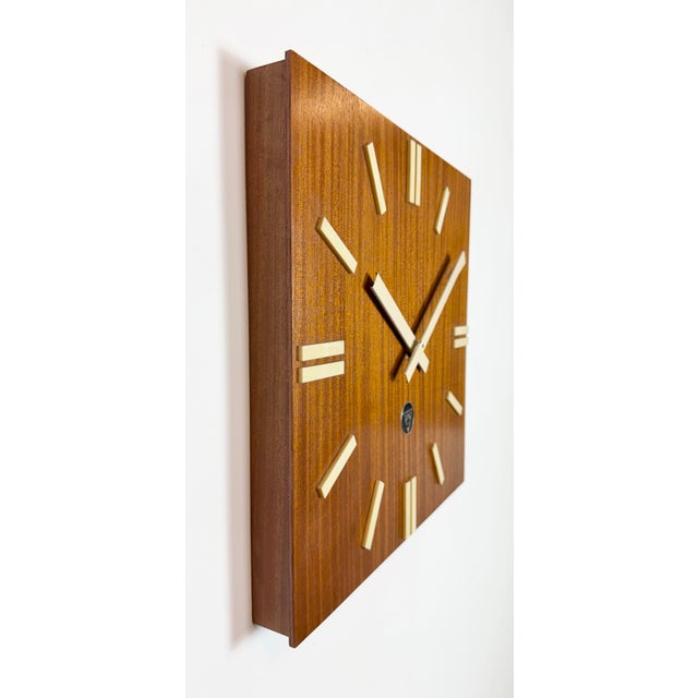 1980s Vintage Brown Wooden Wall Clock from Pragotron, 1980s For Sale - Image 5 of 16