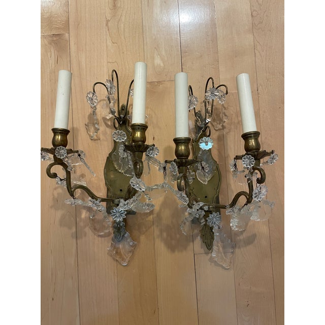 Pair of French Bronze and Crystal Antiques Sconces For Sale - Image 4 of 12