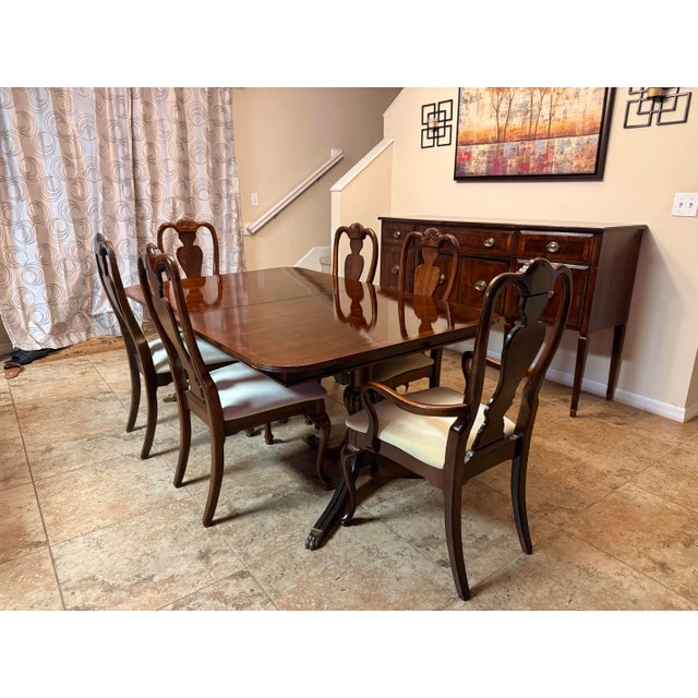 Queen Anne American Drew Queen Anne Style Vintage Dining Set For Sale - Image 3 of 11