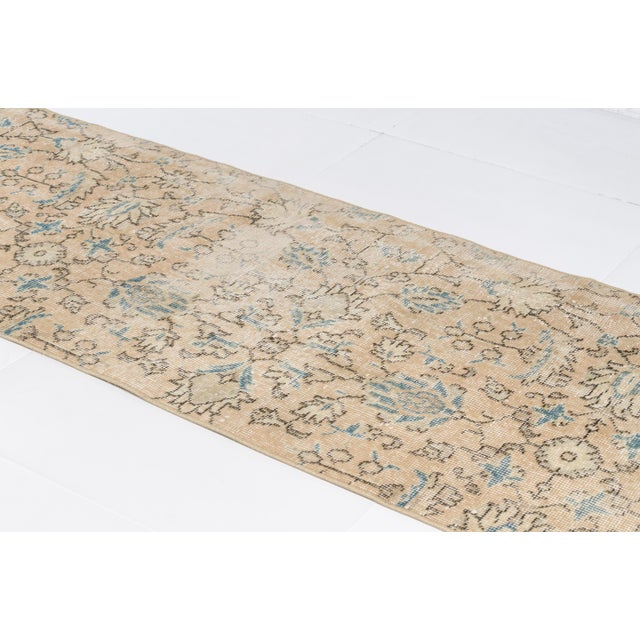 Mid 20th Century Geometric Oushak Anatolian Carpet For Sale - Image 4 of 10
