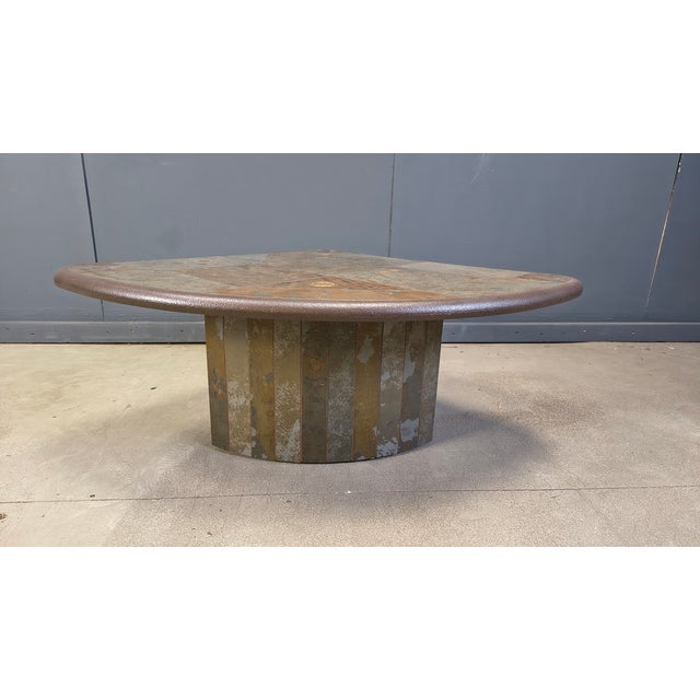 Triangular Coffee Table attributed to Paul Kingma, 1980s For Sale - Image 9 of 18