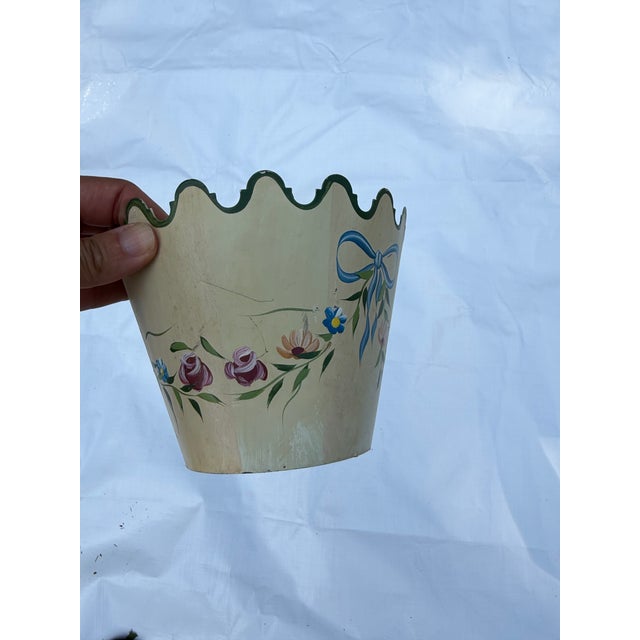 Vintage Scalloped Toleware Planter by Jane Keltner For Sale - Image 6 of 7