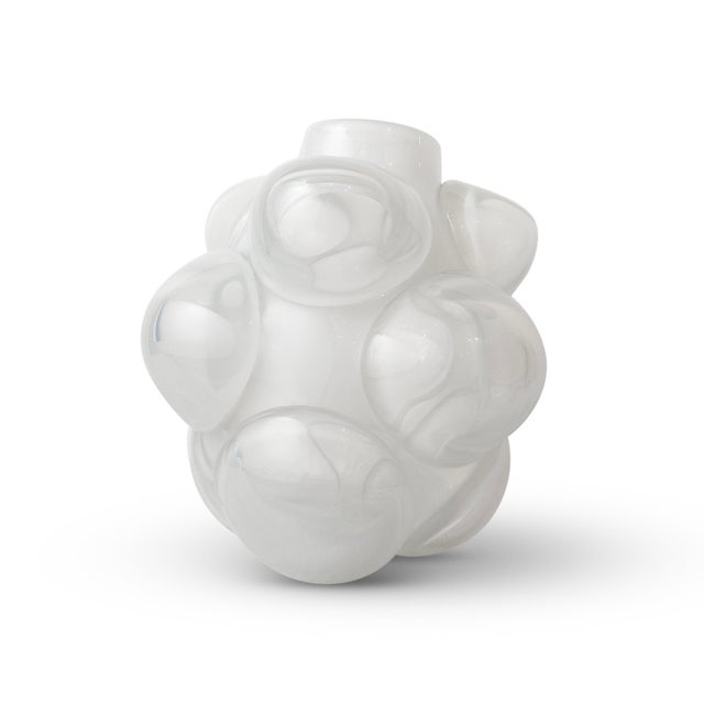 Cumuld Barrel Vase in Alabastar For Sale - Image 4 of 4