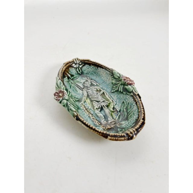 Small 19th Century Majolica Catchall, France For Sale - Image 3 of 11
