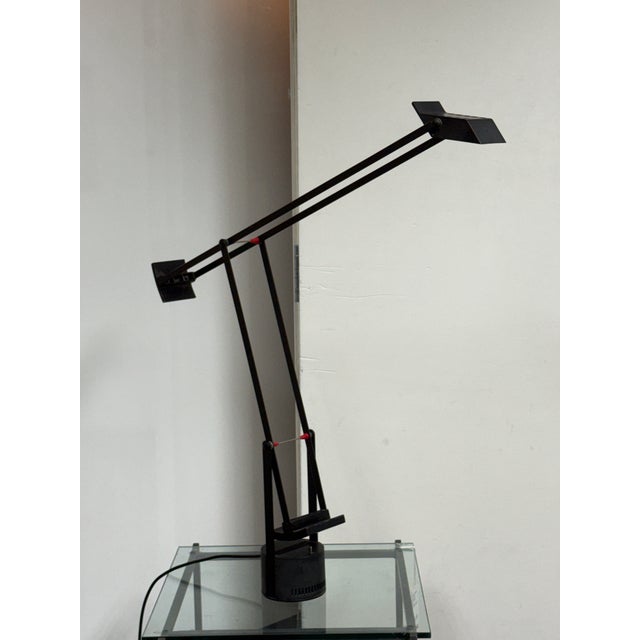 Italian Richard Sapper for Artemide Tizio 50 Adjustable Halogen Table For Sale - Image 3 of 12