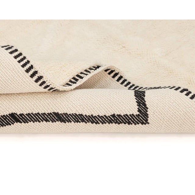 Early 21st Century Hand-Knotted Wool Rug by Azele Studio For Sale - Image 5 of 10