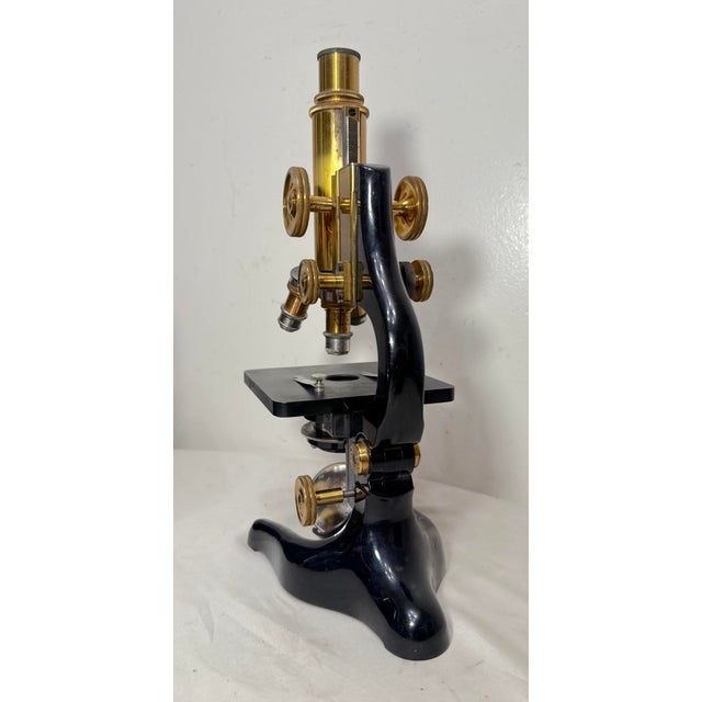 Near Mint Antique Ernst Leitz Wetzlar German Brass Microscope 253647 in Box For Sale - Image 13 of 18
