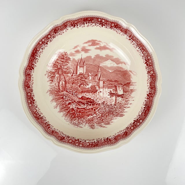 "Burgenland" salad bowl, Villeroy & Boch, red Dimensions: Diameter: 27 cm Height: 6 cm Very good overall condition,...