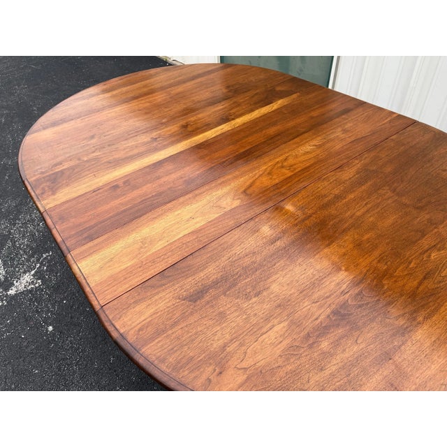 Early 20th Century American Oak Extension Dining Table For Sale - Image 9 of 12