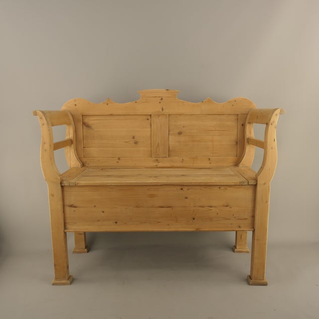 Antique Bavarian Softwood Bench with Storage Trunk, 1900 For Sale - Image 6 of 7