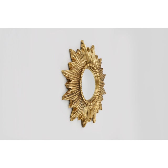 Convex Gilt Resin Sunburst Mirror, France, 1960s For Sale - Image 4 of 10