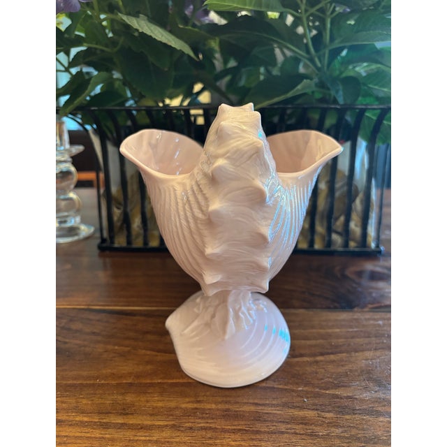Vintage Mid-Century Wedgwood "Alpine Pink" Nautilus Shell Footed Centerpiece Vase For Sale - Image 4 of 9