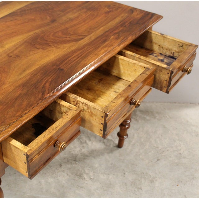 Antique Desk Table in Walnut, 1800s For Sale - Image 9 of 12