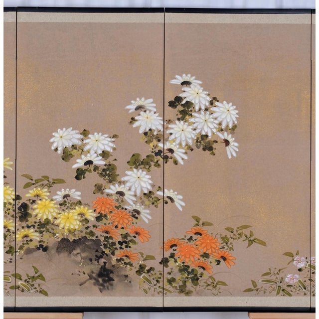 1950s 1950s Japanese Byobu "3 Colorful Chrysanthemums" Orange, White & Yellow Flowers Hand Painted 4-Panel Screen Excellent Front Good+ Back For Sale - Image 5 of 10