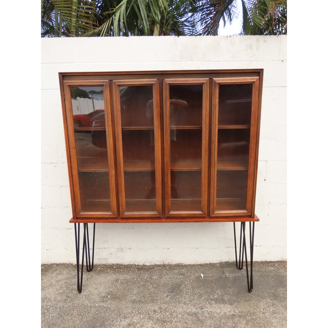Mid Century Modern Display China Cabinet With Hairpin Legs 6240 For Sale - Image 9 of 14