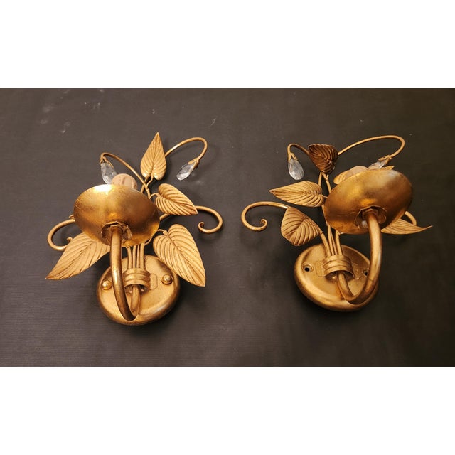 Empire Hollywood Regency Style Hand-Forged Gold Leaf-Gilded Wall Lamps with Crystal Elements and Floral and Leaf Decorations, 1960s For Sale - Image 18 of 18