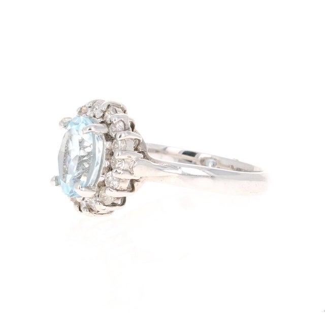 Contemporary 2.91 Carat Aquamarine Diamond 14 Karat White Gold Ring, Size 7 For Sale - Image 3 of 5
