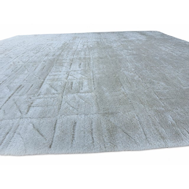 Rh Kinari Wool Rug – 10' × 14' Ivory | Wool | Hand-Knotted | For Sale - Image 17 of 18