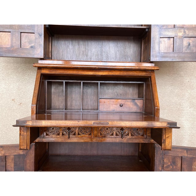 Late 19th Century Spanish Walnut Bureau Bookcase ‘Secretaire’ For Sale - Image 14 of 18