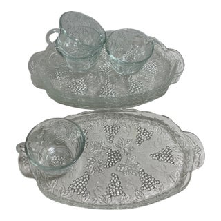 Vintage Anchor Hocking Clear Glass Grape Cluster Snack Set, Plates and Cups - Set of 8 For Sale