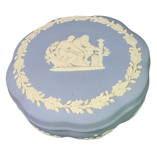 Mid 20th Century Vintage Blue English Wedgwood Jasperware Neoclassical Scene Covered Box For Sale - Image 12 of 12