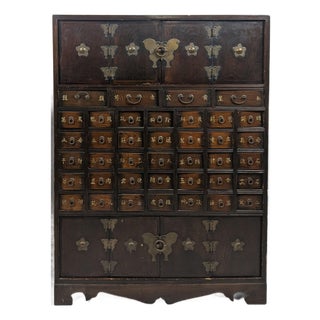 Late 19th-Century Korean Yakjang Apothecary Cabinet With 39 Hanja-Labeled Drawers For Sale