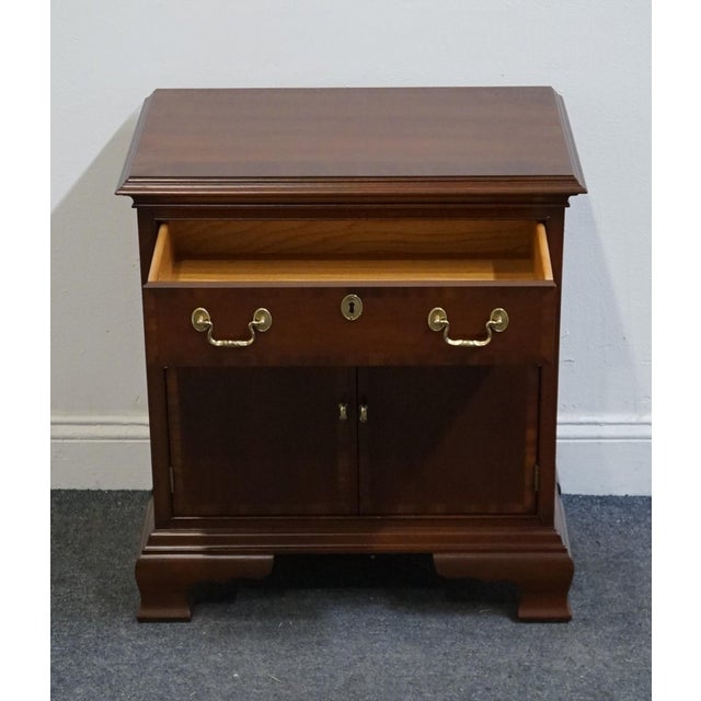 Wood Late 20th Century Councill Craftsman Solid Mahogany Traditional Chippendale Style 24" Cabinet Nightstand For Sale - Image 7 of 14