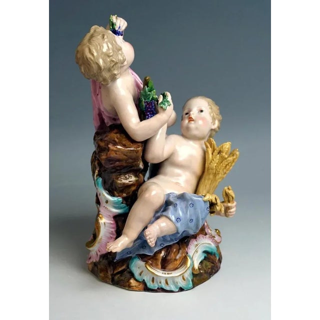 Beige Antique Figurine by Kaendler for Meissen, 1850, Set of 2 For Sale - Image 8 of 11