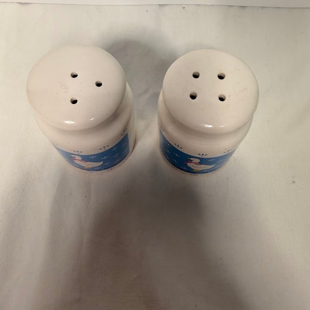 Vintage 1987 Happiness Is Homemade Goose Bow Salt Pepper Shakers Set Blue White For Sale - Image 4 of 9
