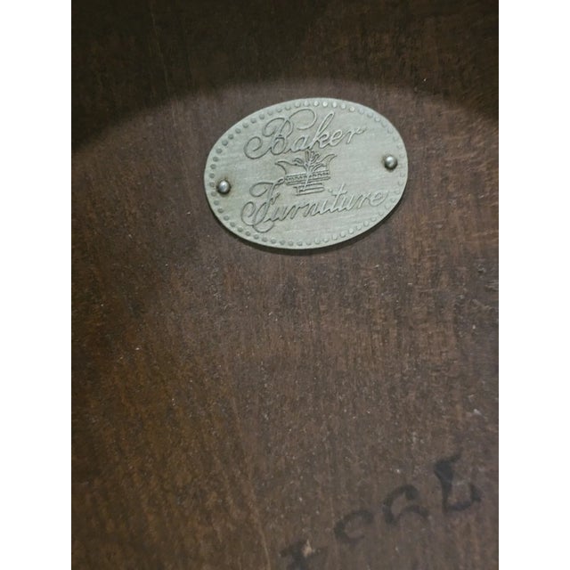Wood Late 20th Century Baker Mahogany Federal Style Shell Inlay Occasional Table For Sale - Image 7 of 7