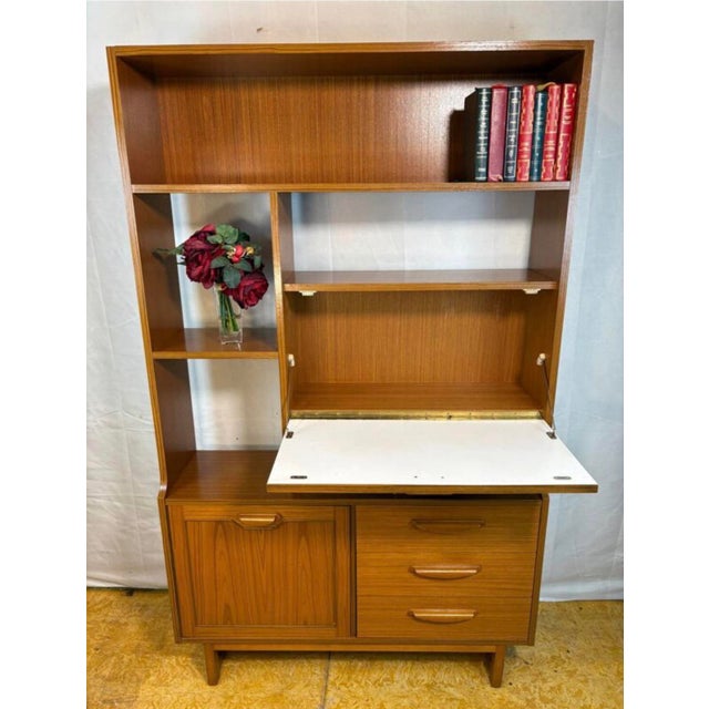 Mid-Century Modern Vintage Room Divider in Teak by Stonehill, 1970s For Sale - Image 3 of 12