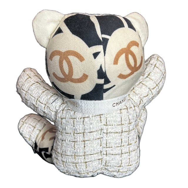 French Chanel CC Logo Vintage Silk & Cashmere Scarf Tender Teddy Bear For Sale - Image 3 of 3